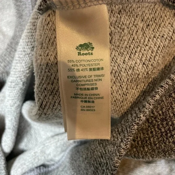 Roots  Logo Salt & Pepper Crewneck Fitted Sweatshirt - Picture 13 of 14